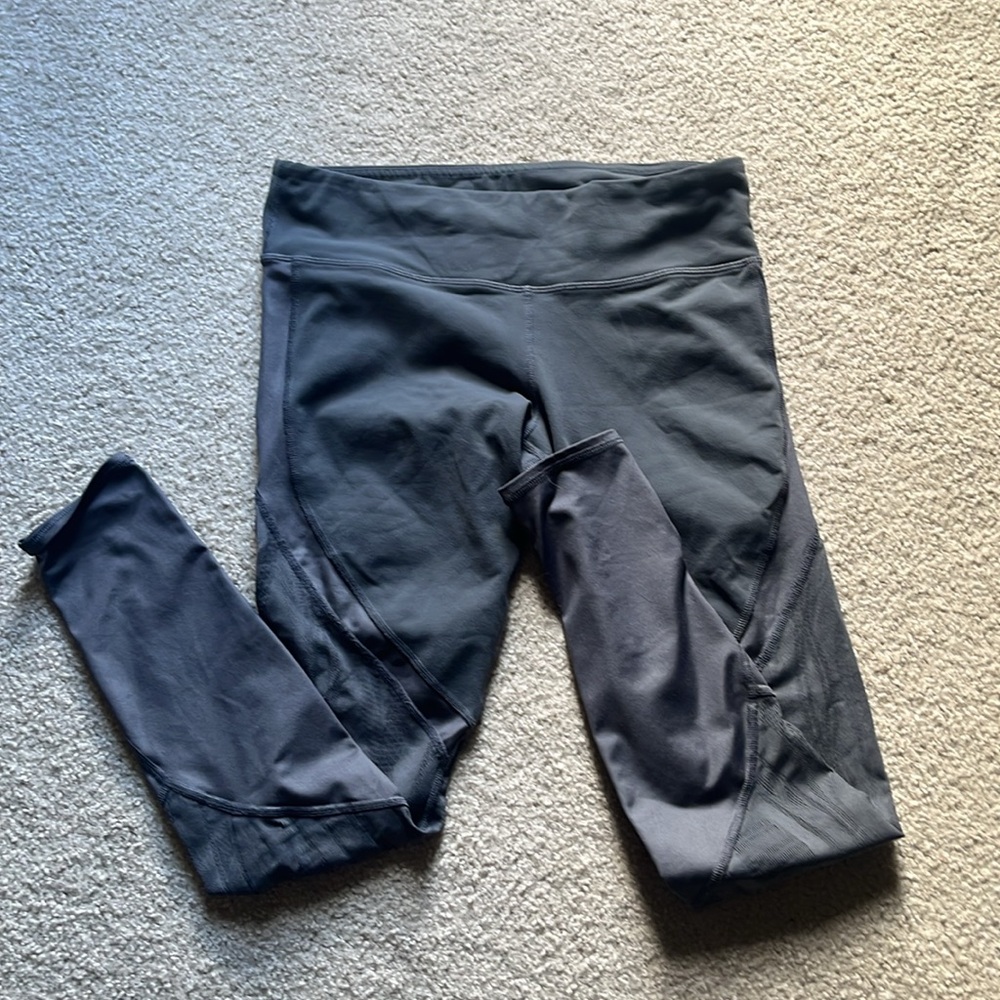 Alo Leggings